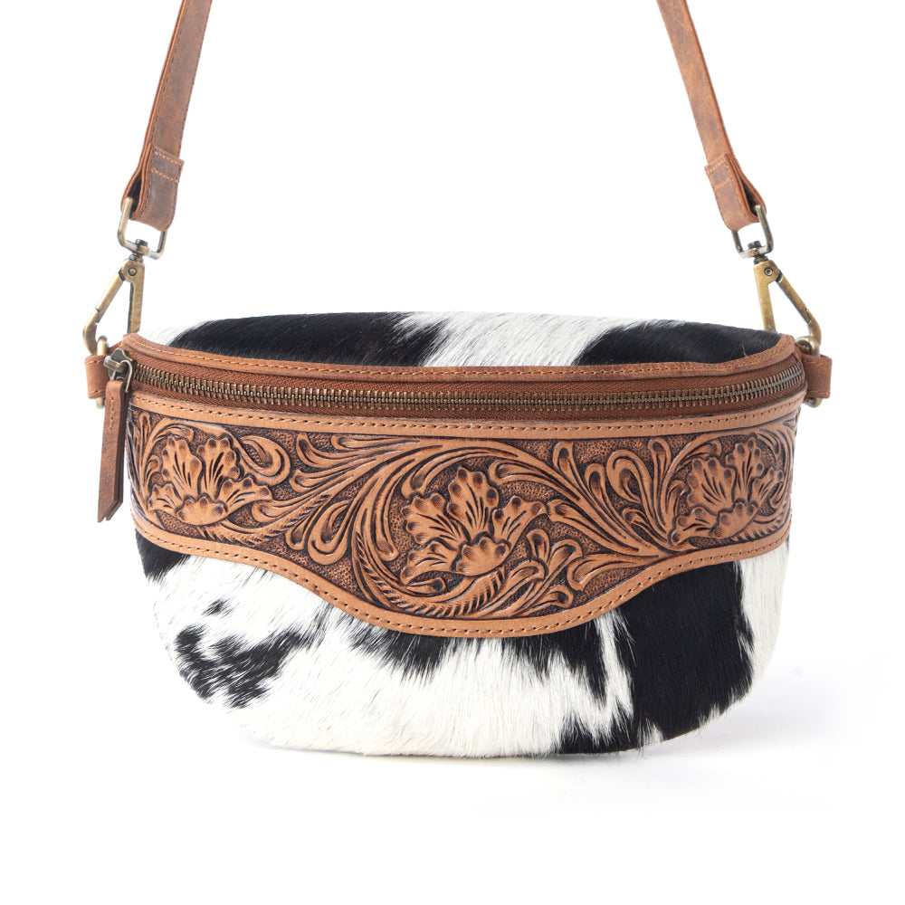Myra Wildwood Handtooled Bag in Walnut Crest Myra USA