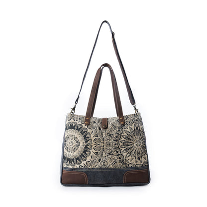 Myra Willow Mesa Messenger in Radial Sand Myra USA