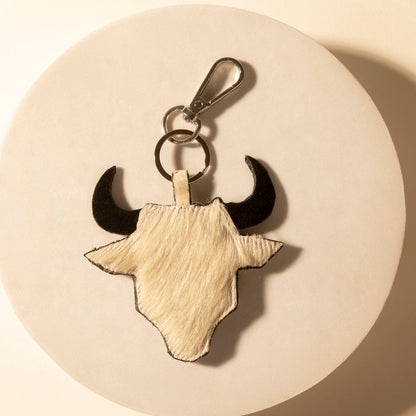 Myra Amarillo Skull Keychain in Prairie Bone Mix Myra USA