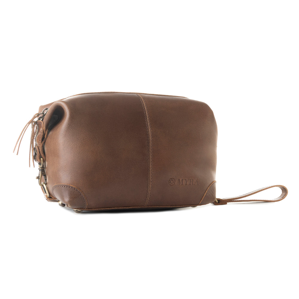 Myra Drifter Leather Shaving Kit for Men in brown Myra USA