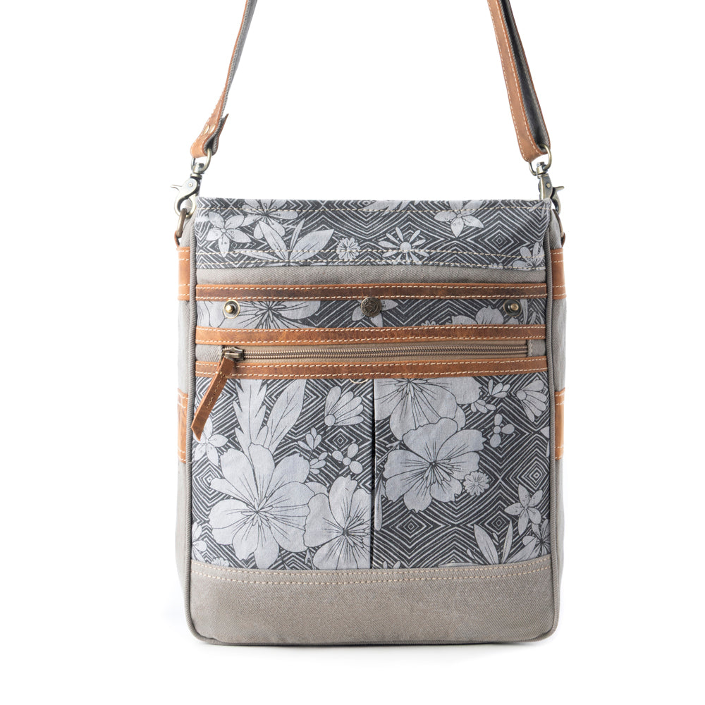Myra Carefree Days vintage shoulder bag for Women in sage with leather details Myra USA