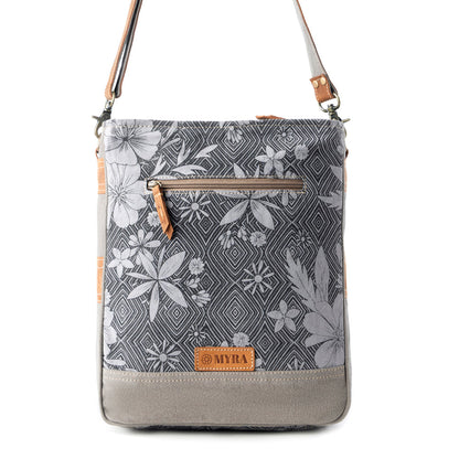 Myra Carefree Days vintage shoulder bag for Women in sage with leather details Myra USA