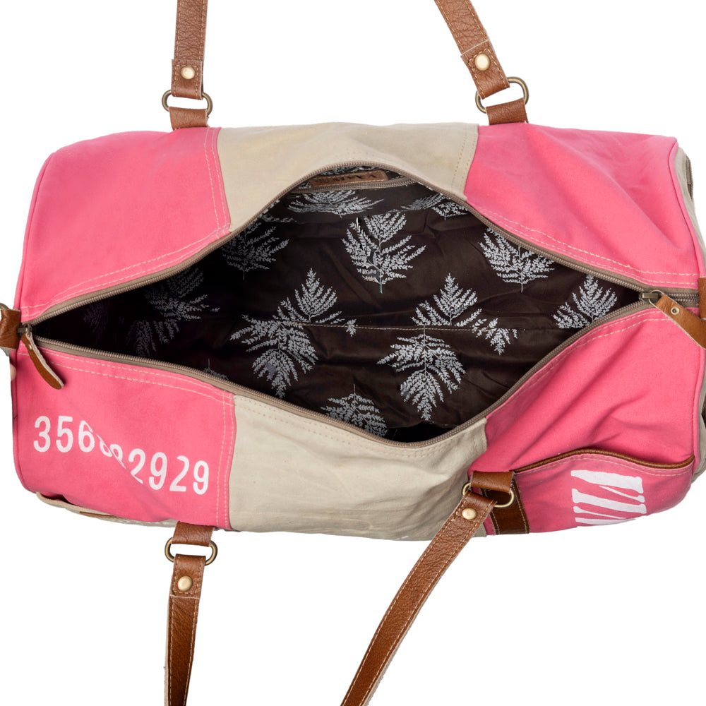 Myra Wandermark Vintage Traveller Bag for Men in pink with leather detail Myra USA