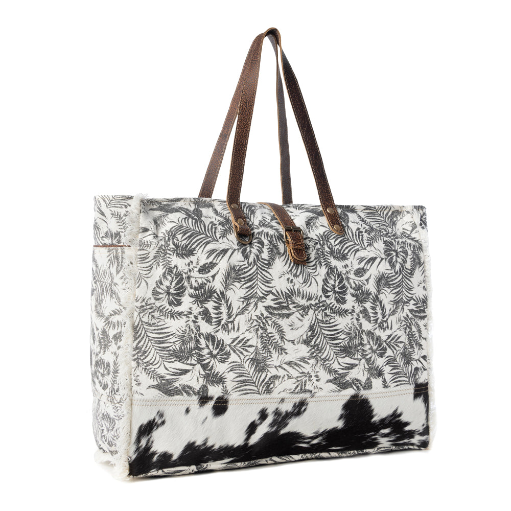 Myra Wildfern Hide Western Weekender Bag for Women in ivory with hairon detail Myra USA