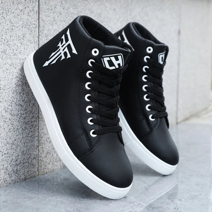 [sneakers] A Pair of High-Top Sports Casual Outdoor Skate Shoes, Comfortable And Suitable for Travel And Fitness (Available in L NovaCart