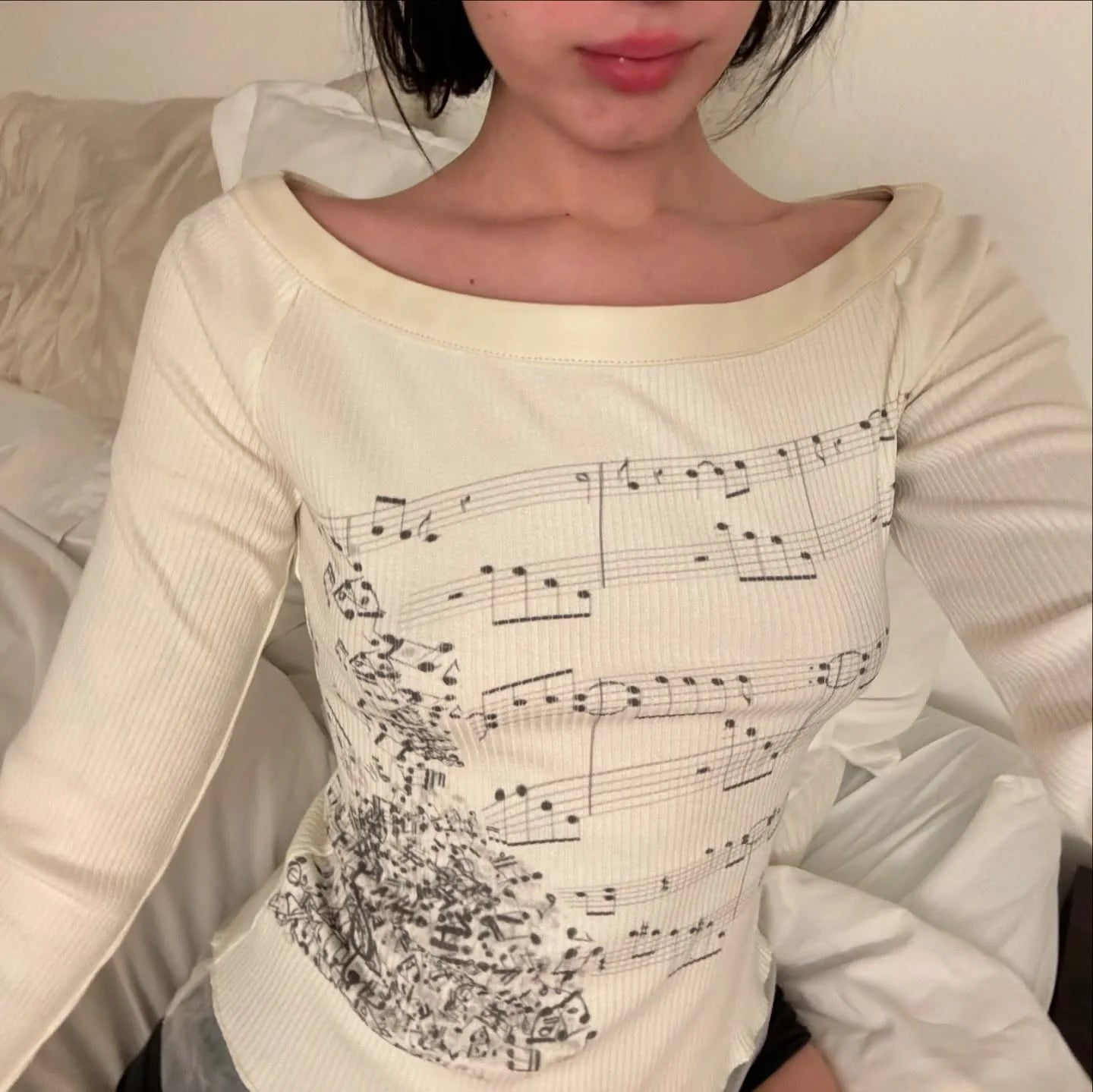Women´s Slim Fit Off-Shoulder Top - Long Sleeve Ruffle Trim with Note Print NovaCart