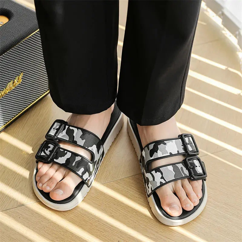 Summer beach slippers men's fashion comfortable breathable sandals ultra-light indoor and outdoor men's slippers plus size 46 47 NovaCart