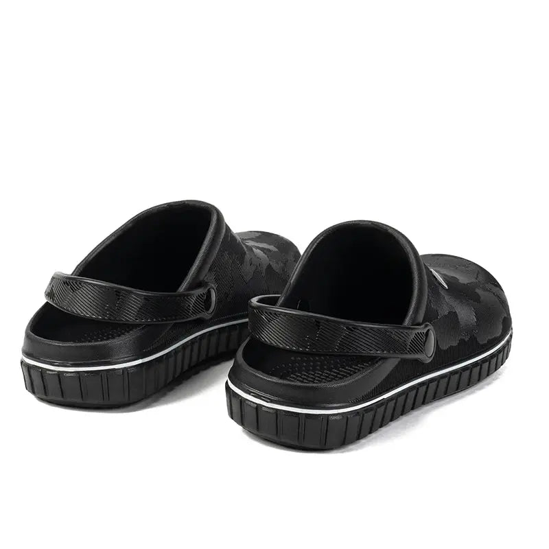 Lightweight Chef Shoes Closed Toe Rubber Sandals Men Clogs Garden Shoes Barefoot Zuecos Hombre Cholas Man Summer Beach Shoes NovaCart