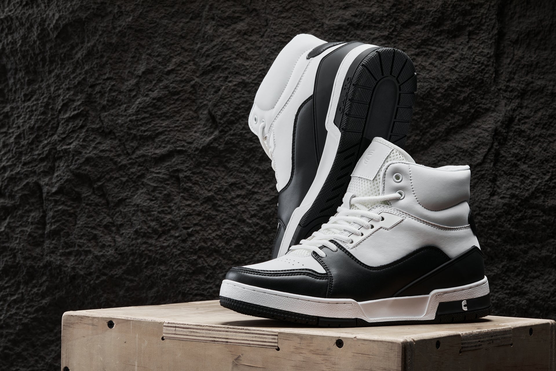 CALTO - S4752 - 3 Inches Taller (White/Black) - High Top Sneakers Tallmenshoes.com