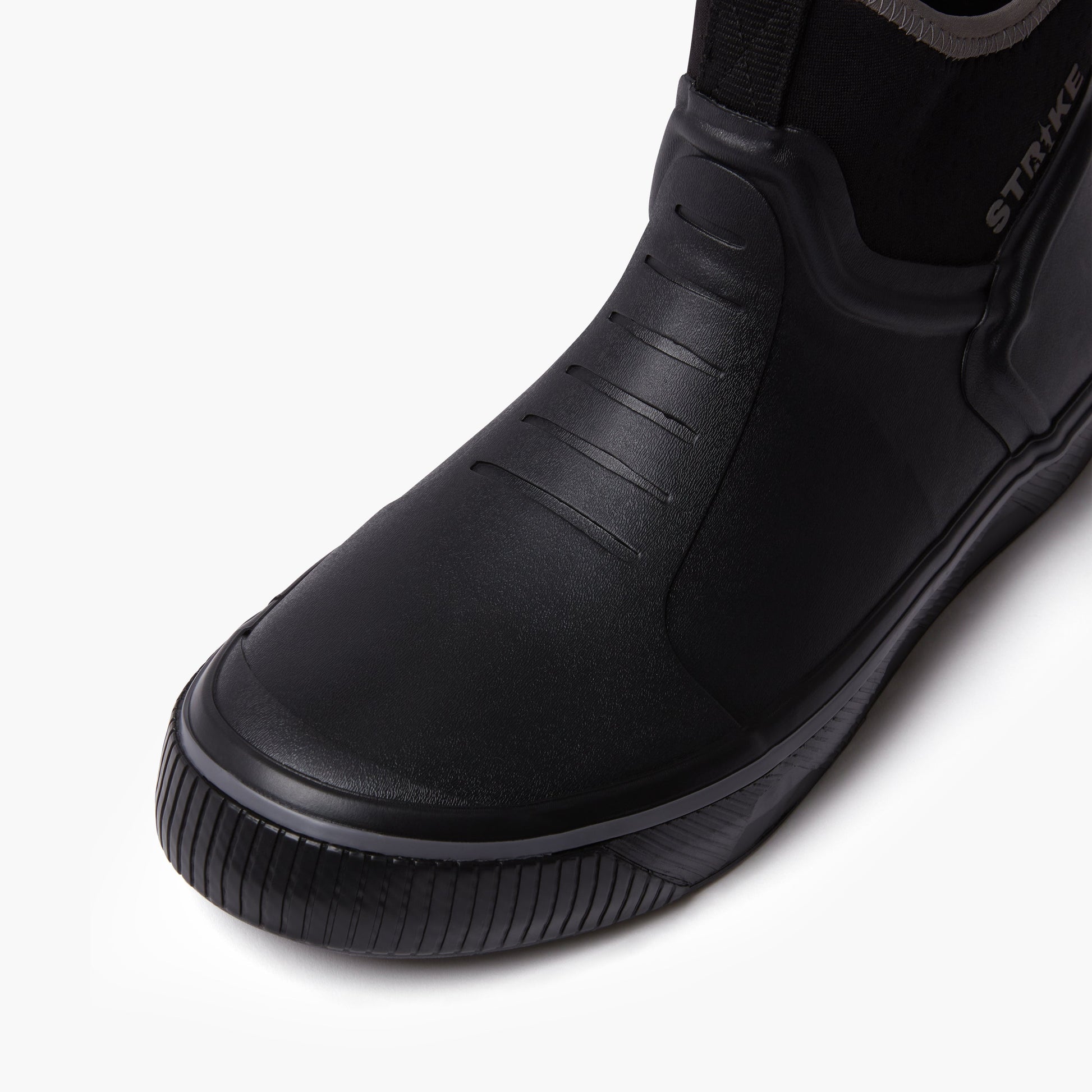 Bigeye Boot STRIKE