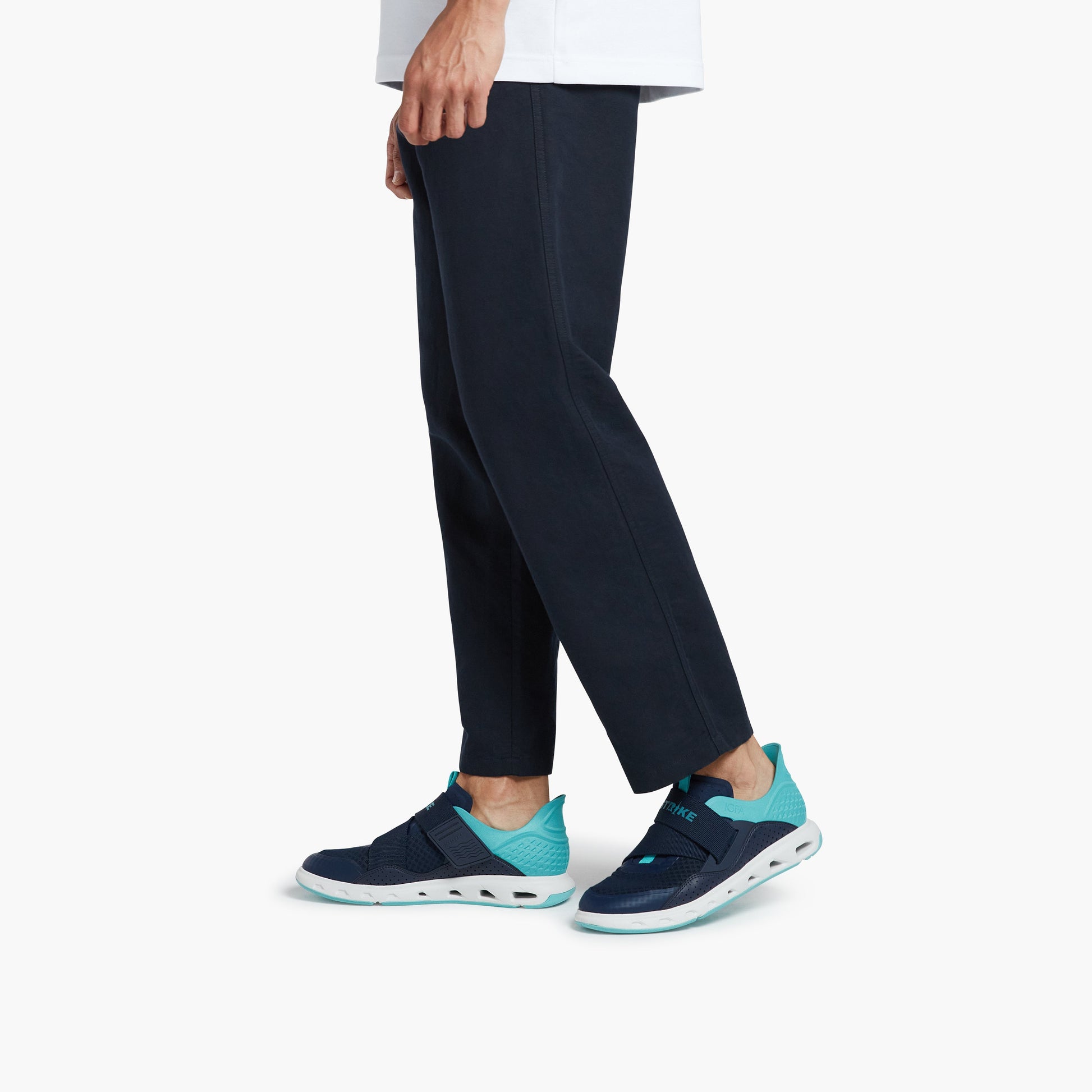 Silvertip Strap Sneaker STRIKE