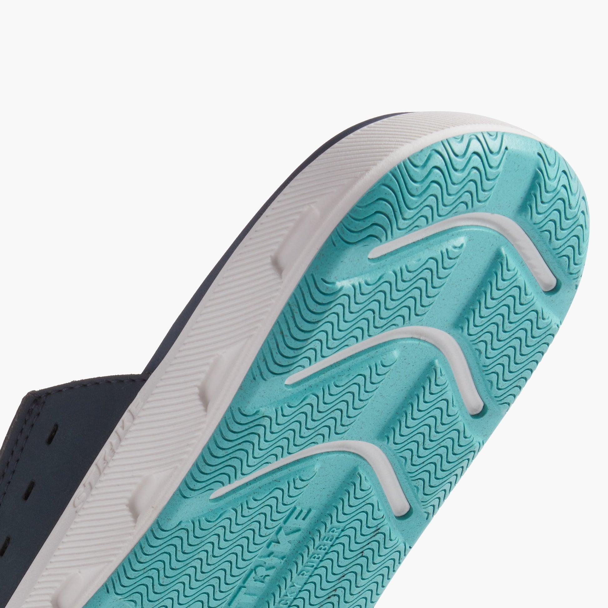 Narrowtooth Flip Flop STRIKE