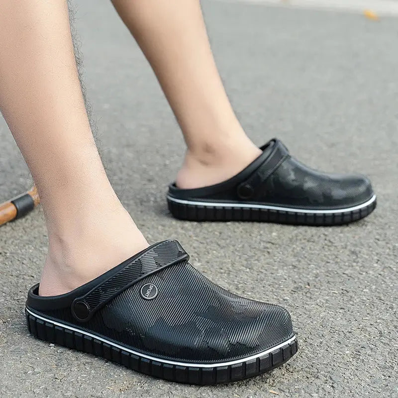 Lightweight Chef Shoes Closed Toe Rubber Sandals Men Clogs Garden Shoes Barefoot Zuecos Hombre Cholas Man Summer Beach Shoes NovaCart