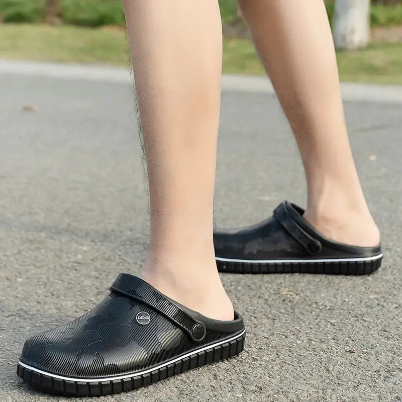 Lightweight Chef Shoes Closed Toe Rubber Sandals Men Clogs Garden Shoes Barefoot Zuecos Hombre Cholas Man Summer Beach Shoes NovaCart