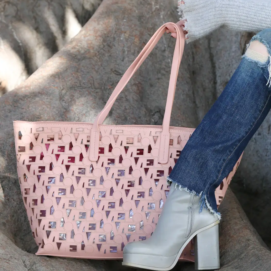 LOVE TOTE Love, Zero Negative