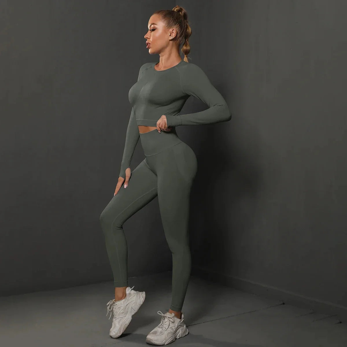 Women's Seamless Long Sleeve Yoga Top FitiqueFit