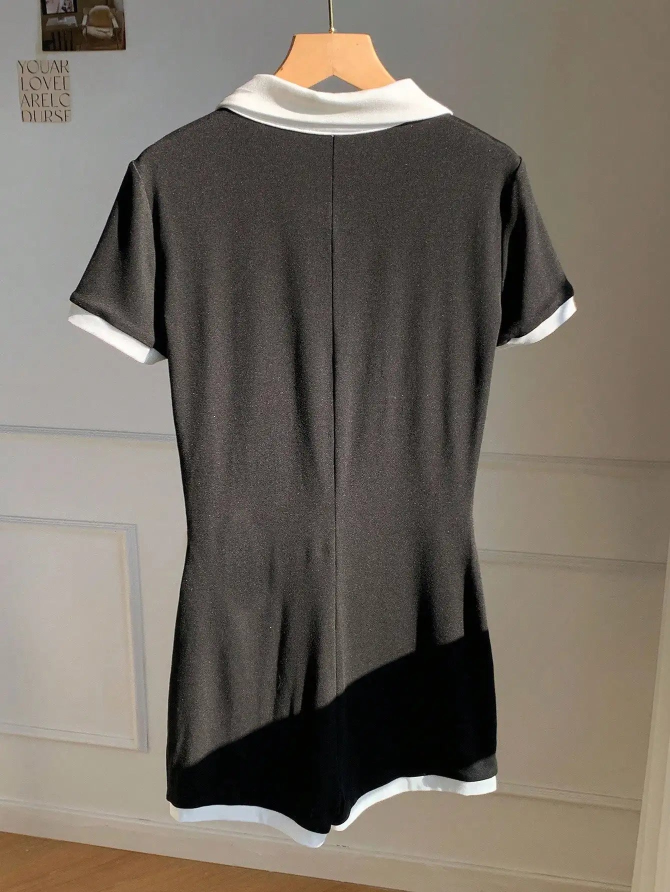 Casual and simple lapel women's jumpsuit, sleeveless, elegant and sexy lapel waist-hugging short jumpsuit NovaCart