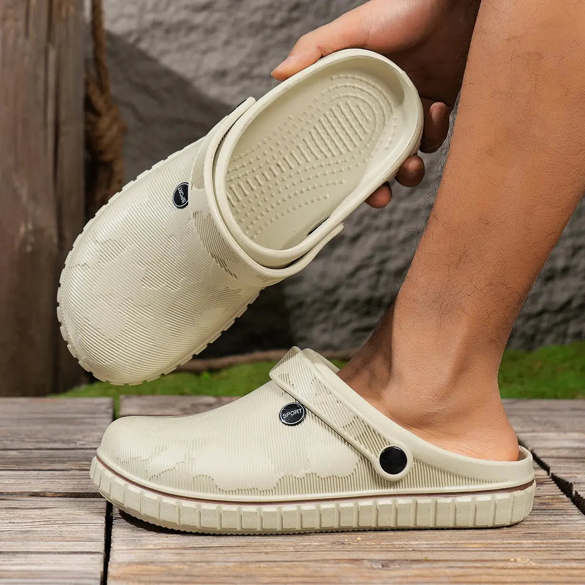 Lightweight Chef Shoes Closed Toe Rubber Sandals Men Clogs Garden Shoes Barefoot Zuecos Hombre Cholas Man Summer Beach Shoes NovaCart