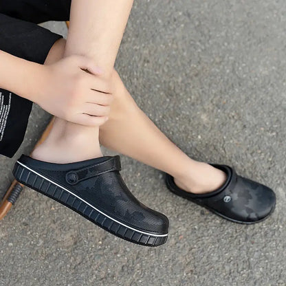 Lightweight Chef Shoes Closed Toe Rubber Sandals Men Clogs Garden Shoes Barefoot Zuecos Hombre Cholas Man Summer Beach Shoes NovaCart
