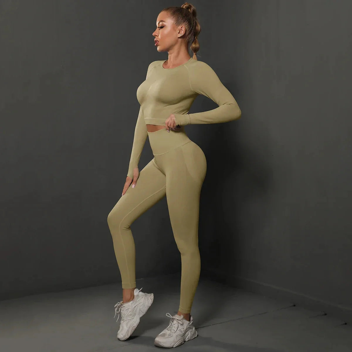 Women's Seamless Long Sleeve Yoga Top FitiqueFit