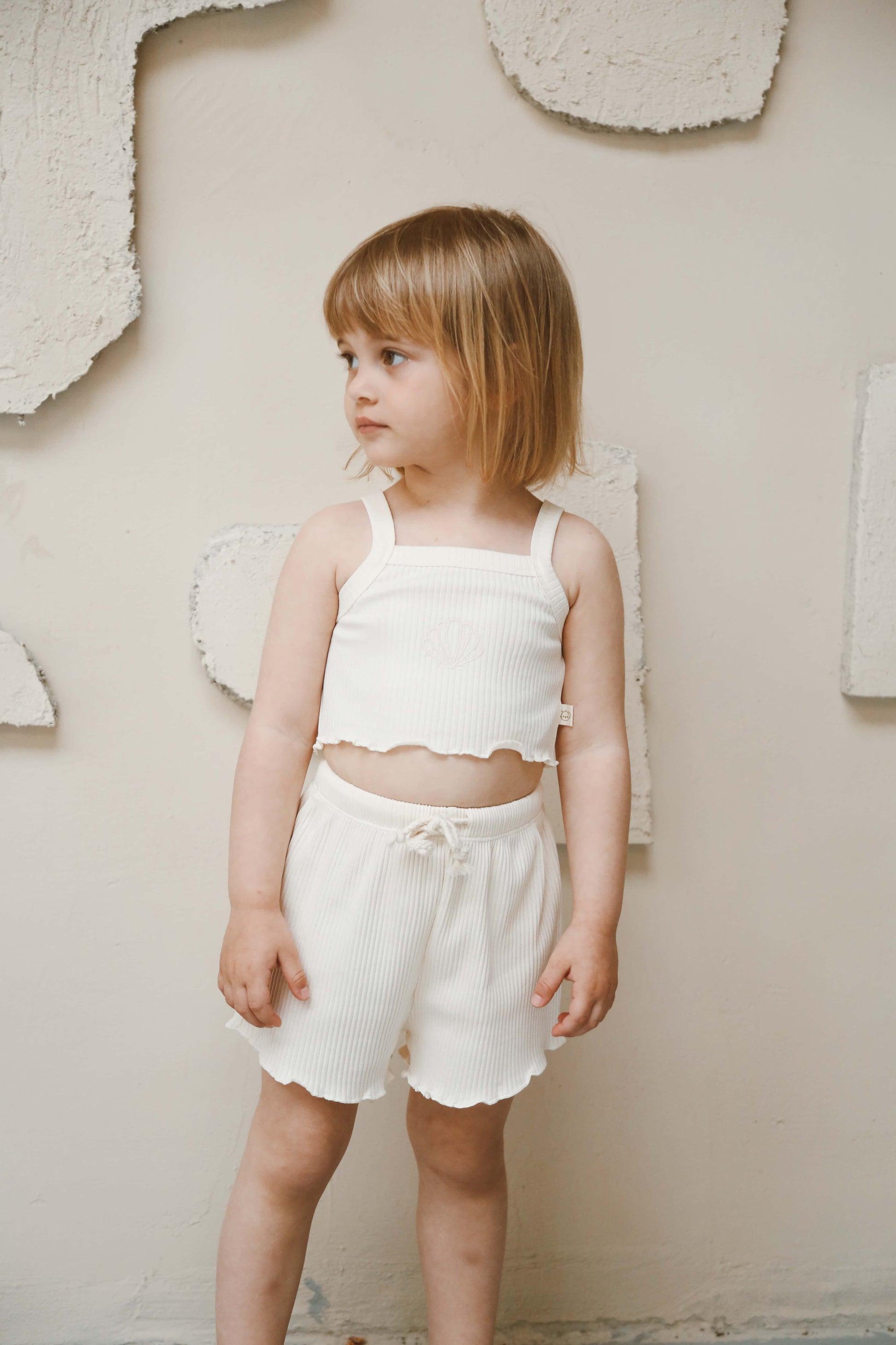 White Crop-Short Set Honey and Hive