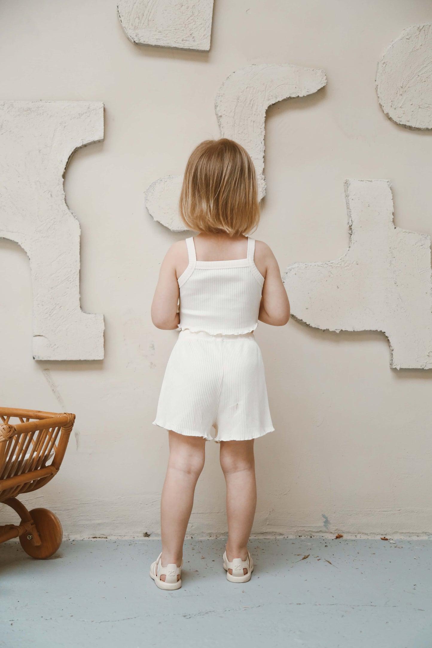 White Crop-Short Set Honey and Hive