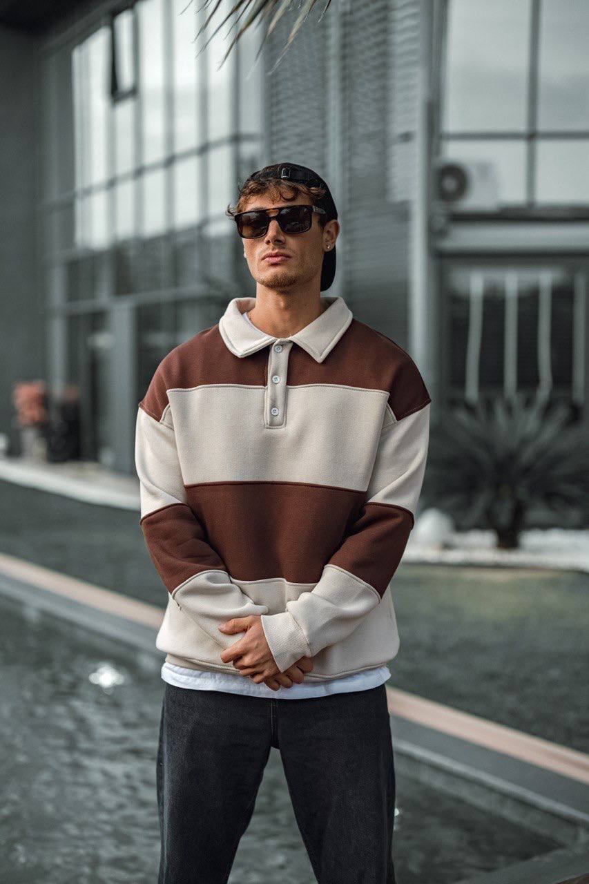 Shirt Collar Two-Toned Buttoned Sweatshirt - Stylish and Comfortable Design Withinblack