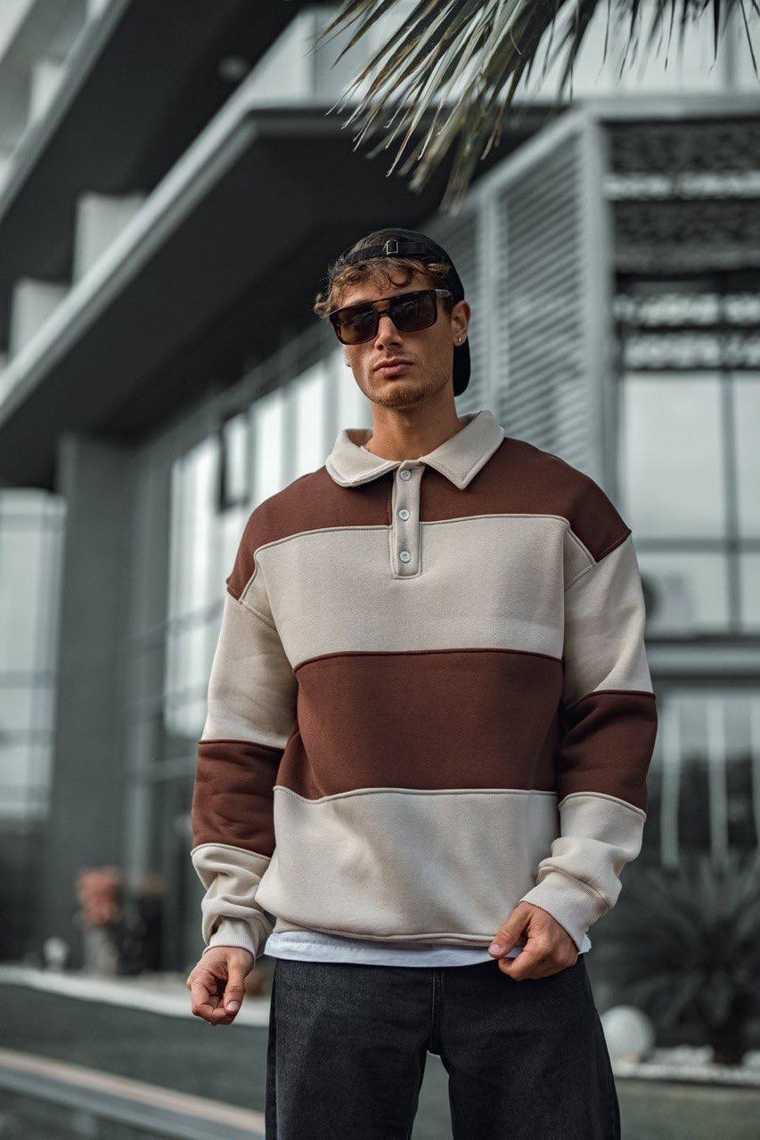 Shirt Collar Two-Toned Buttoned Sweatshirt - Stylish and Comfortable Design Withinblack