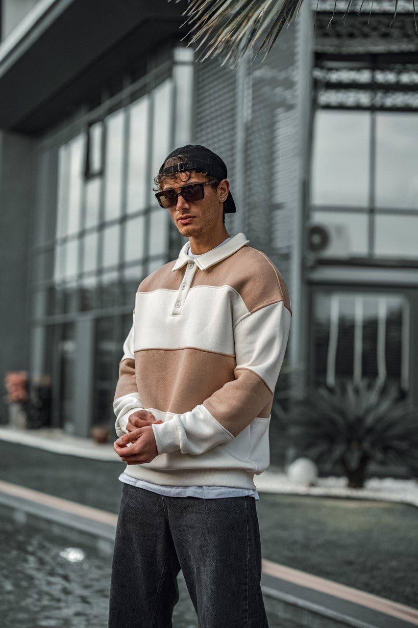 Shirt Collar Two-Toned Buttoned Sweatshirt - Stylish and Comfortable Design Withinblack