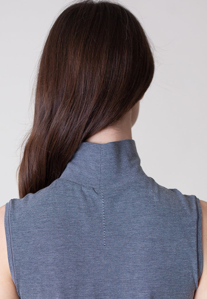 Sleeveless Turtleneck Shirt Buki