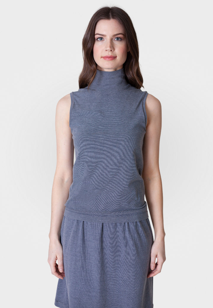 Sleeveless Turtleneck Shirt Buki
