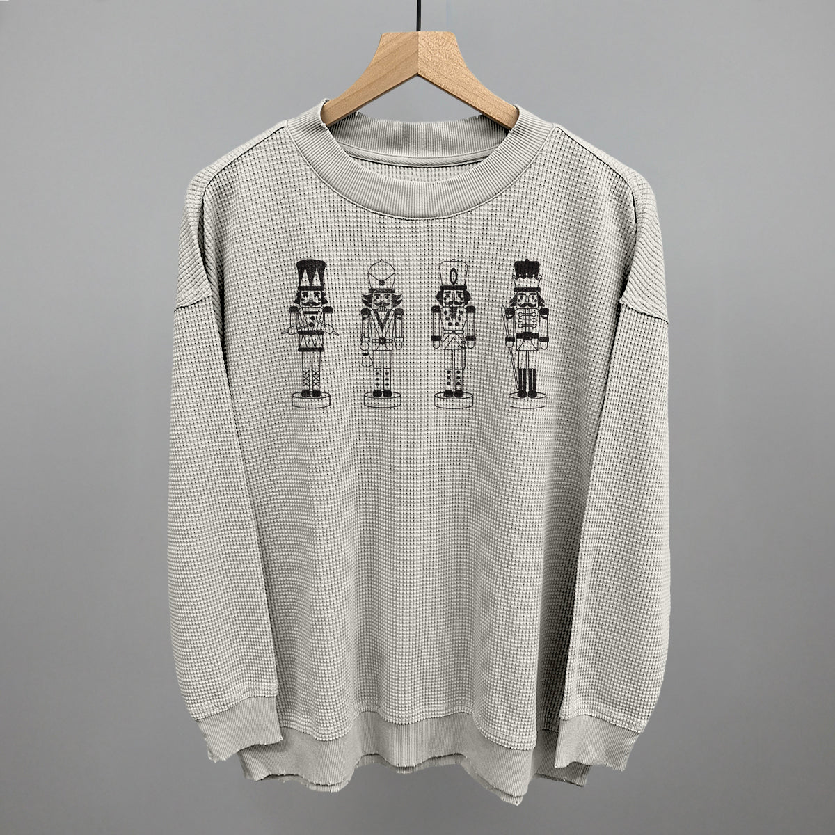 Nutcrackers (Distressed) Ivy + Cloth