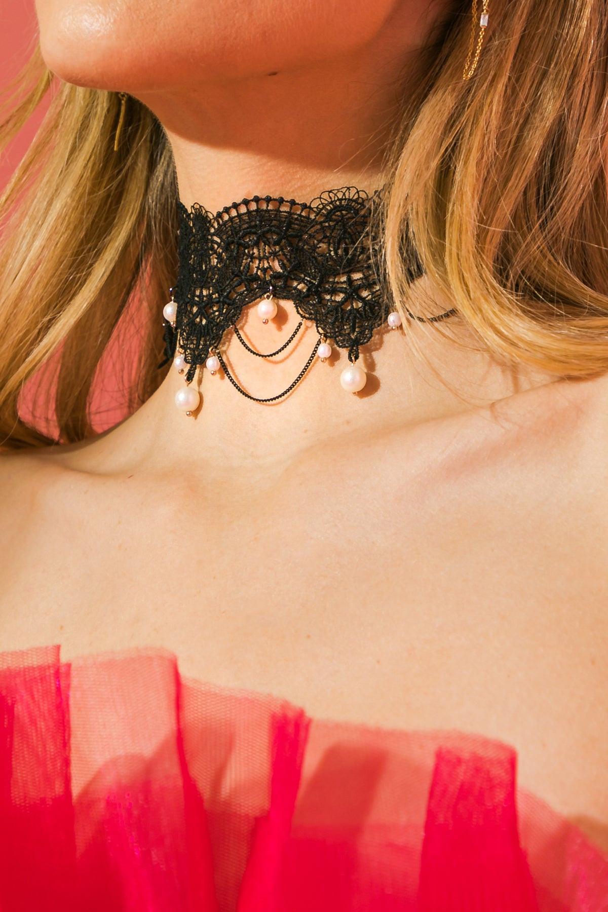 CHOOSE HAPPINESS LACE PEARL CHOKER NECKLACE Flying Tomato