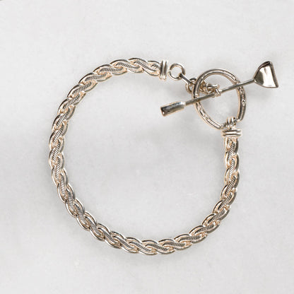 Luxe Horseshoe Clasp Bracelet in Silver Urban-Equestrian