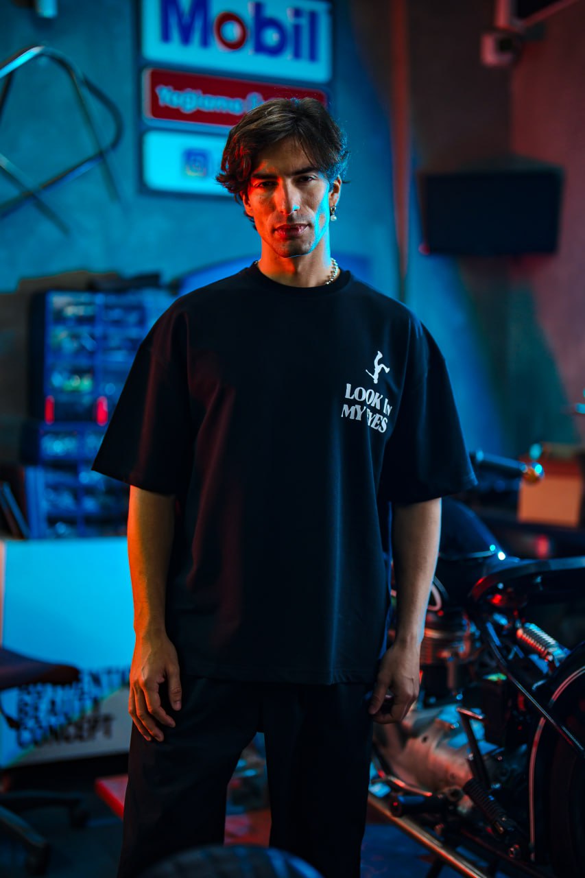 Look In My Eyes T-Shirt – Travis Scott Utopia Tee Withinblack
