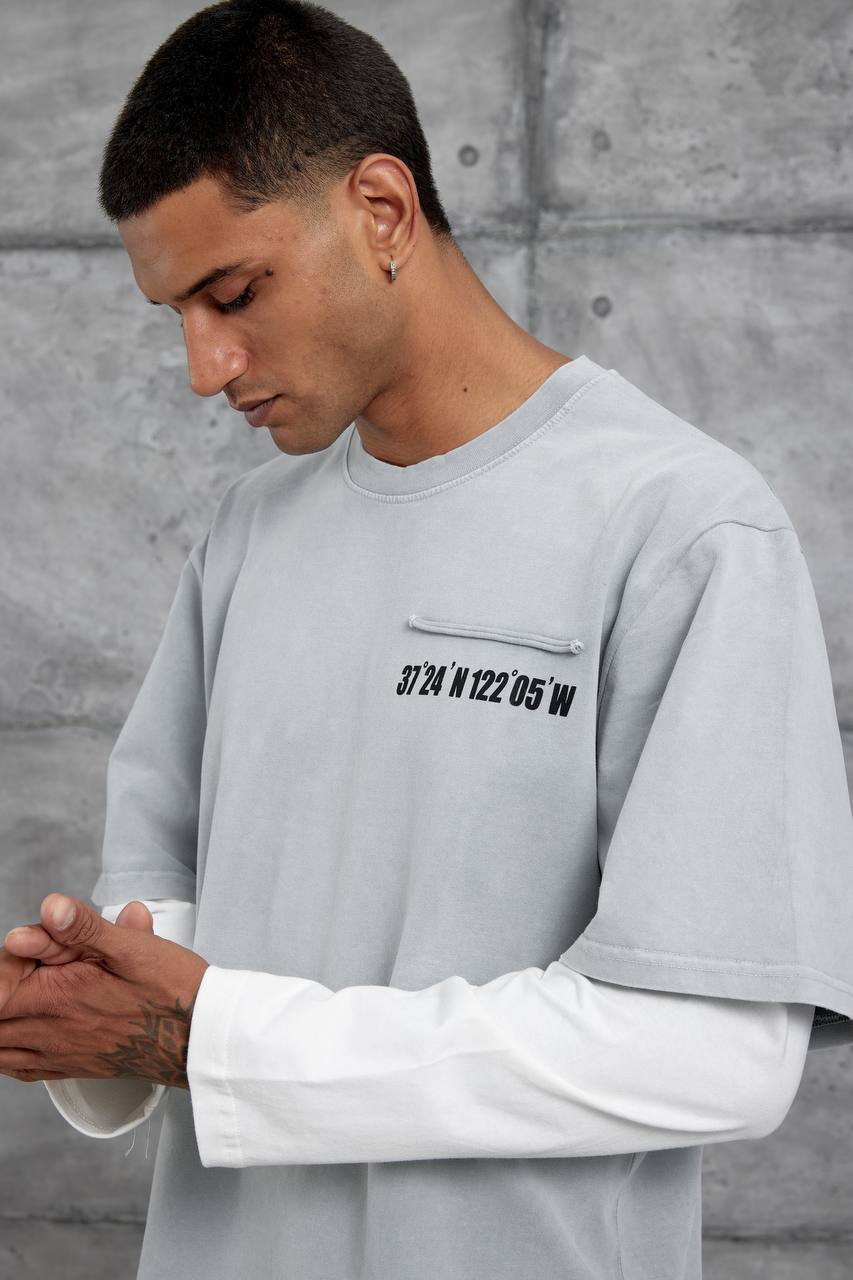 Unisex Layered Graphic T-Shirt – Distressed Boxy Long Sleeve Withinblack