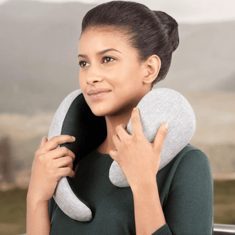 Travel pillows for airplanes SmartPursue™