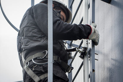 Frontline VLRS Securail Pro Vertical Lifeline System 30' VM Hardware
