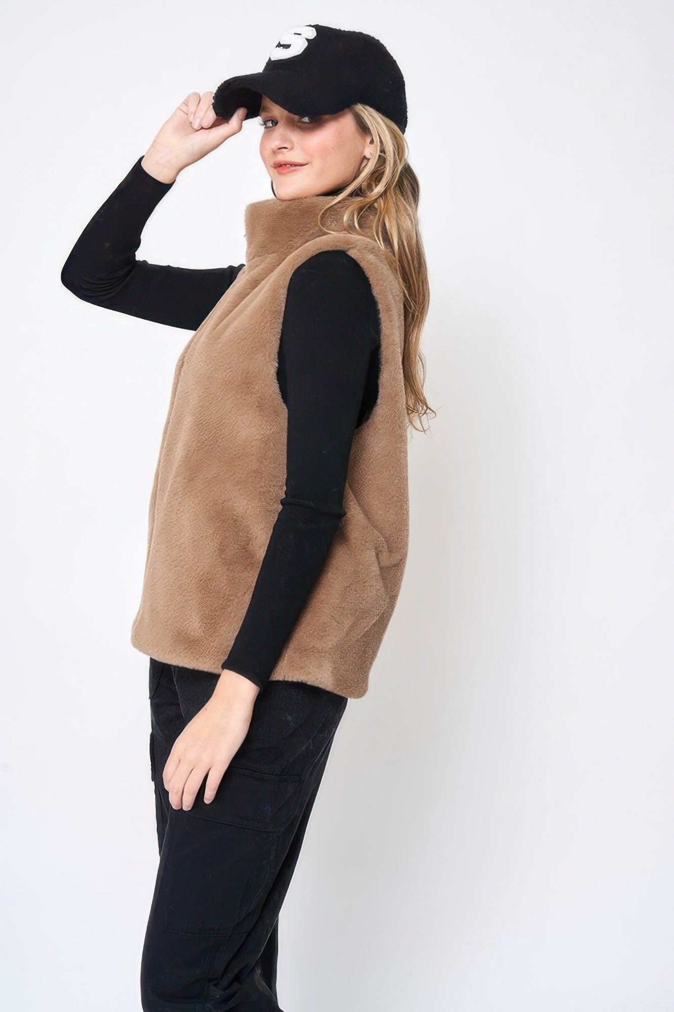 Solid Faux Fur Vest See size chart under “more details” The Fashion Celestial