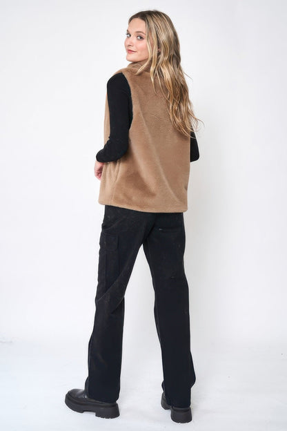 Solid Faux Fur Vest See size chart under “more details” The Fashion Celestial