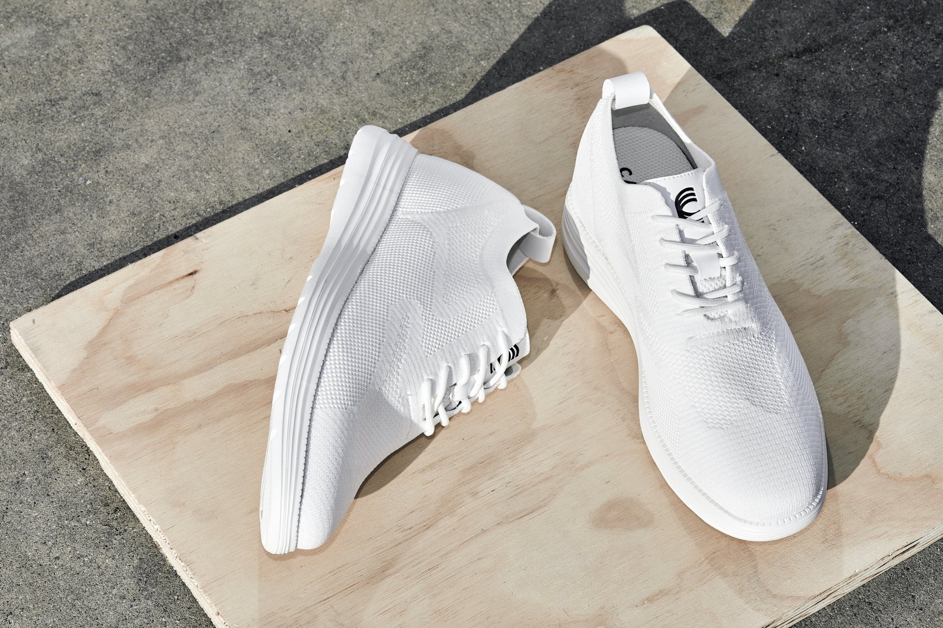 CALTO - X2633 - 2.8 Inches Taller (White) - Lace Up Casual Walker - Lightweight Tallmenshoes.com