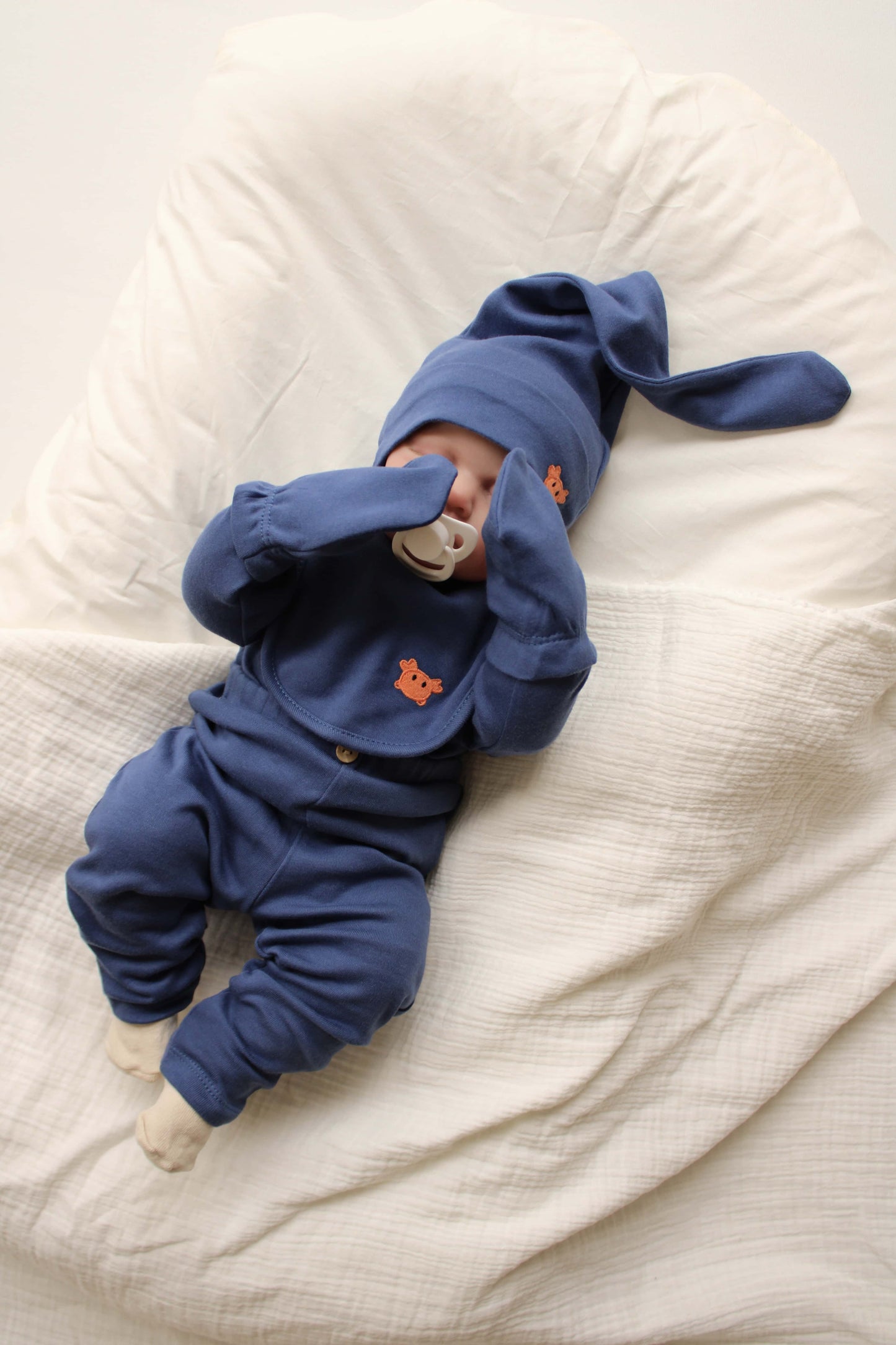Crab Patterned 5 Piece Newborn Set Honey and Hive