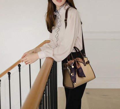 Serpent Luxe Snakeskin Handbag - Elegant Leather Commuter Bag for Stylish Women Country in My Heart