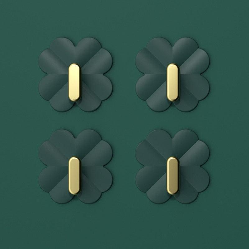 A Box of 4 Four-leaf Clover Hooks Punch-free Strong Sticky Bathroom Hook Light Luxury Household Wall Nail-free Key Storage Hook Cute Plastic Hooks Self-Adhesive Suitable Wall Bracket Self-Adhesive Hook Strong Adhesive Hanging on the Wall Stevvex