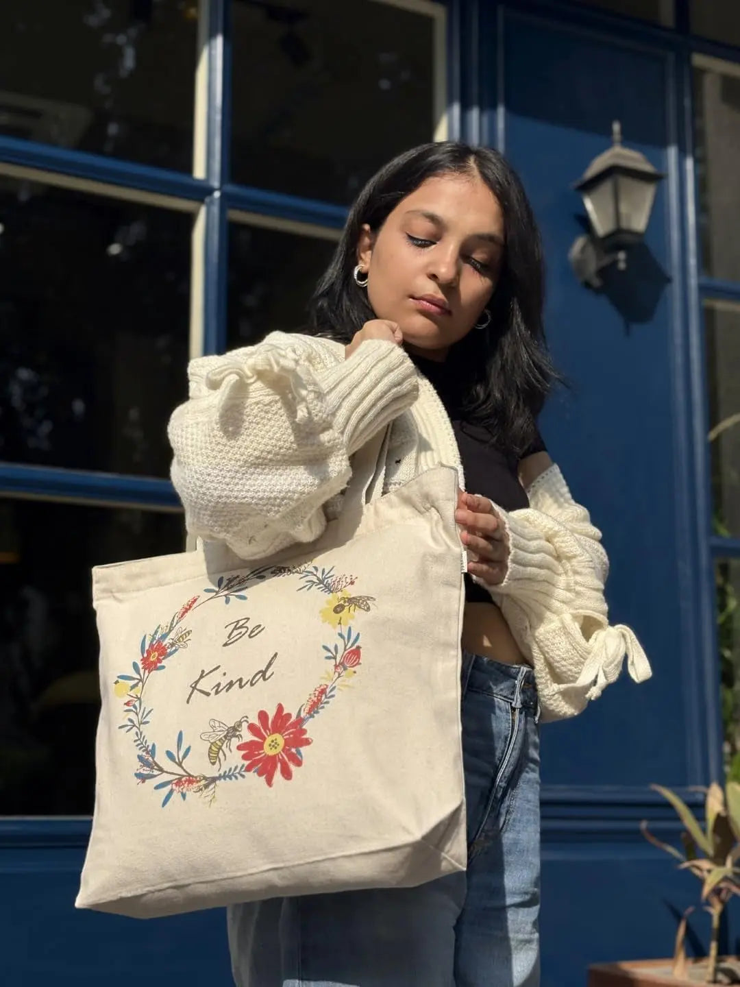 Ecoright Large Be Kind Canvas Tote Bag - Stylish Zipper Tote for Women Perfect for Yoga, Work, and Beach Outings