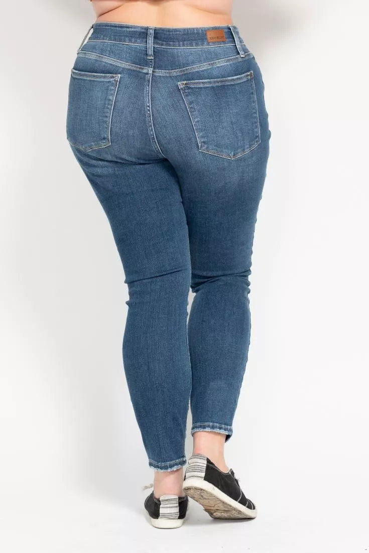 Judy Blue Full Size High Rise Button Fly Skinny Jeans Plus Size Garden Naked Curves