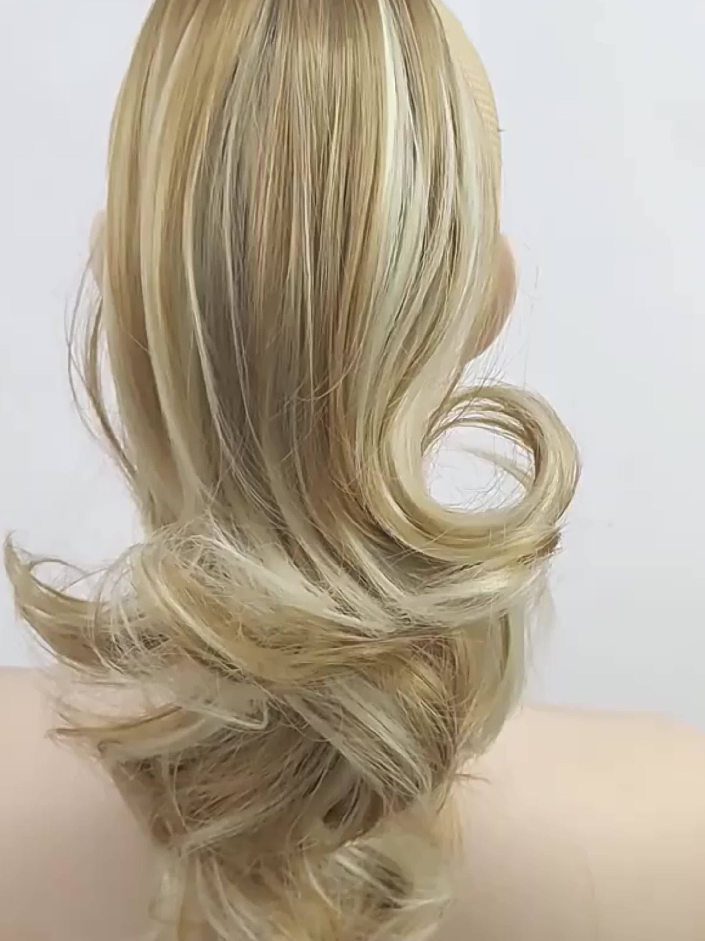Claw Clip In Body Wave Hair Extensions Long Curly Wavy Ponytail Hair Extensions Synthetic Hair Pieces for Women Girls, Quick Hairstyle, Clip In Hair, Fashionable Wig, Loose Wave, Durable Clipins, Highquality Extensions, Wavy NovaCart