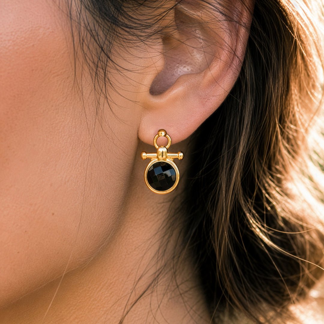 Adele - Black Onyx Horse Bit Equestrian Earring in Gold Urban-Equestrian