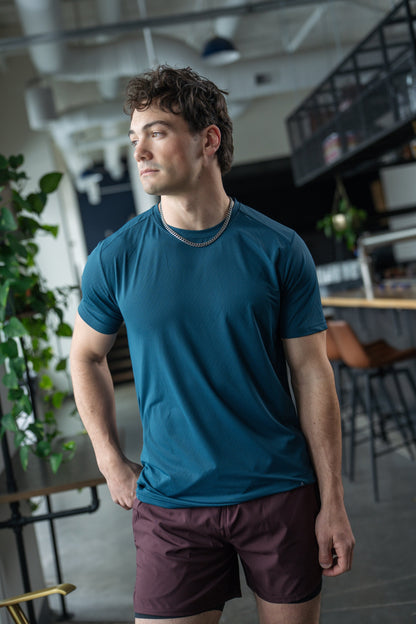 ALIVE strong tee Alyth Active