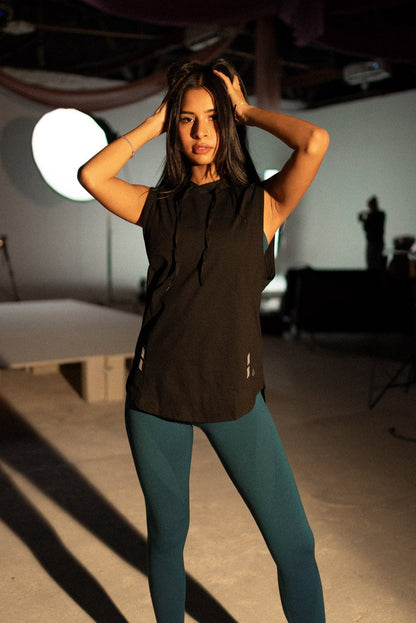 DETERMINED hooded sleeveless Alyth Active